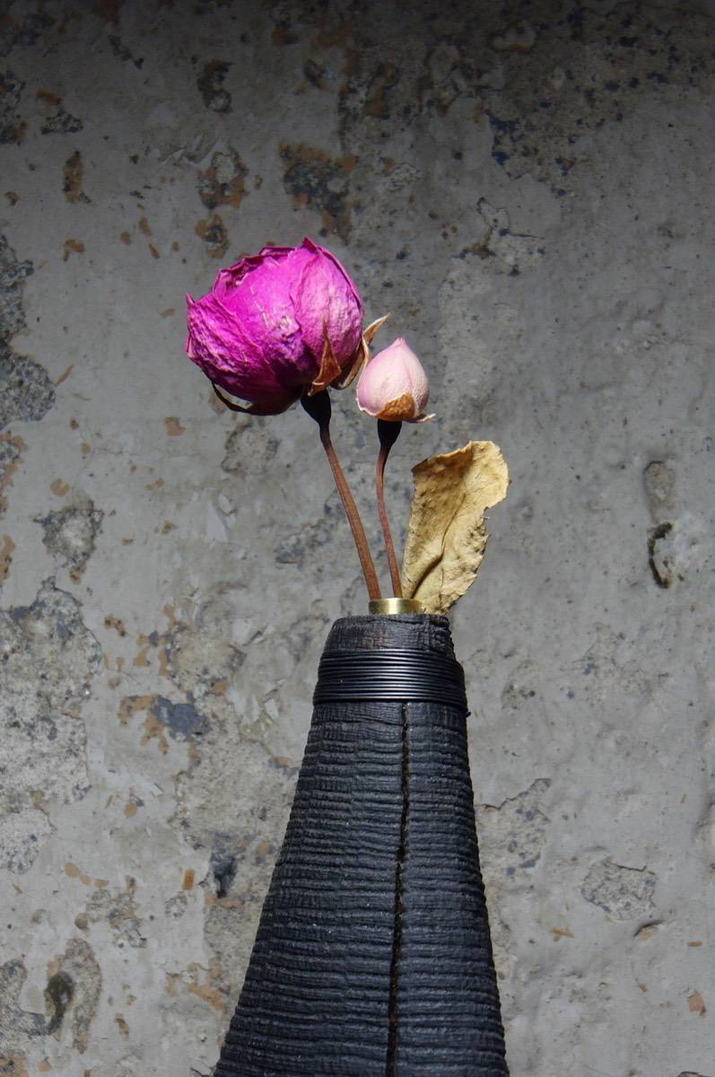 Wolf%20Kobernuß%20Vase%20Eichenholz